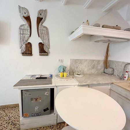 Petra Pelikan Mykonos Town Екстериор снимка